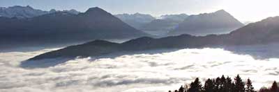 Foto: Blick von Rigi nach Weggis unter Nebel (c)by Mark Nussbaumer Weggis, Schweiz